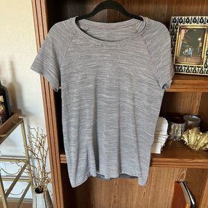 LULULEMON SWIFTLY TEE